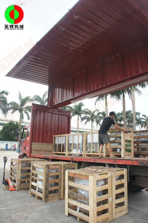 客戶李總定購(gòu)我司大批瓜果分瓣及切割加工設(shè)備！