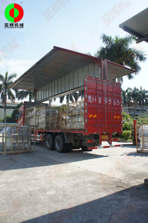 客戶四套渦流洗菜機(jī)組順利完工裝車出貨！