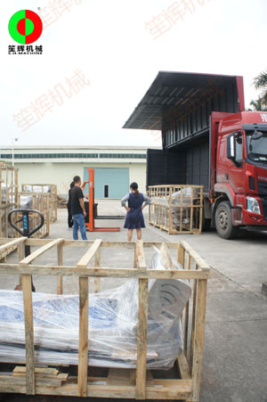 多功能洗菜機等一批蔬菜清洗加工設備發(fā)貨交付客戶！